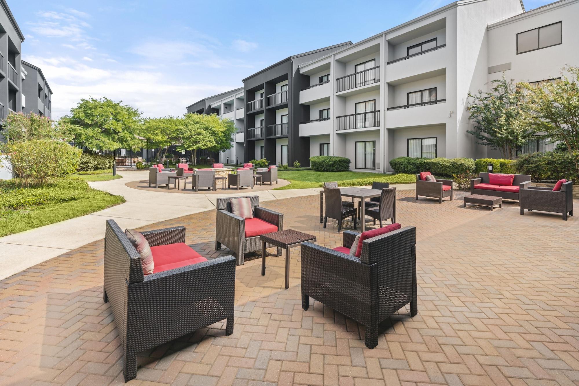 Country Inn & Suites By Radisson, Dallas-Love Field Ngoại thất bức ảnh