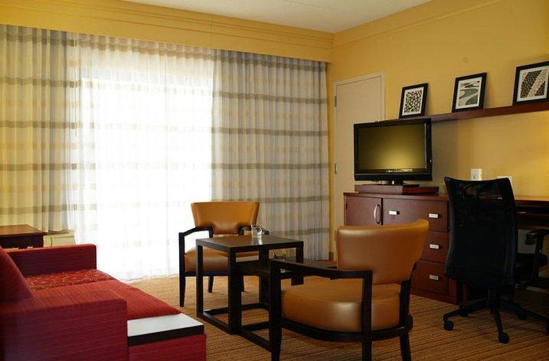 Country Inn & Suites By Radisson, Dallas-Love Field Ngoại thất bức ảnh
